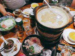 养颜花胶鸡-捞围鲜·港式打边炉(海阳路店)
