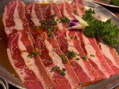 -明洞阿姨·韩式酱蟹烤肉·创意料理(三元桥店)