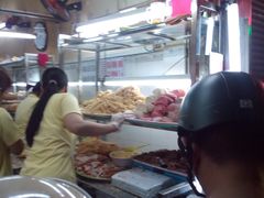 -Bánh Mì Huynh Hoa