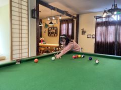 -小草屋轰趴馆别墅派对新场团建家庭聚会