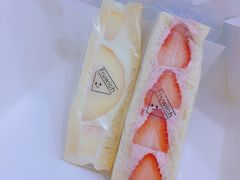 草莓三明治-Fruwich果明治(西单更新场店)