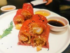 红米脆皮鲜虾肠-蝴蝶里·粤菜·点心(龙湖天街&滨江店)