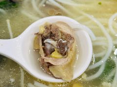 -桥香园云南过桥米线(金马碧鸡店)
