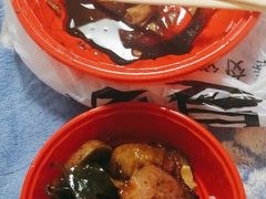 -愉肴麻辣香锅(中山路店)