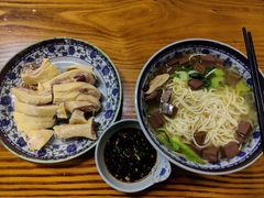 -九斤黄三黄鸡专卖店