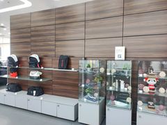 -奔驰利星行(北京花乡店)