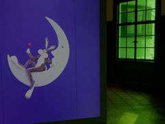 -Nathalie Djurberg与Hans Berg“牛皮纸包裹的月亮”-Prada荣宅当季展览