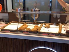 面包甜点陈列柜-西树泡芙(蓝色港湾店)