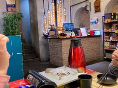 -刘姐啤酒鱼民族演艺餐厅(西街总店)