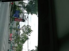 -新场古镇-停车场