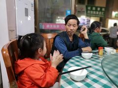 -潇哥哥家的蛋糕店