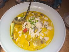 -蜜桃餐厅·伴山(绿宝广场店)