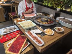 -杨肥肠小火锅(花园店)