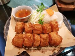 -大头虾越式风味餐厅(光明广场店)