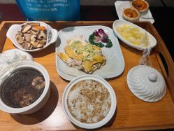 -星妈汇国际月子中心(龙珠店)