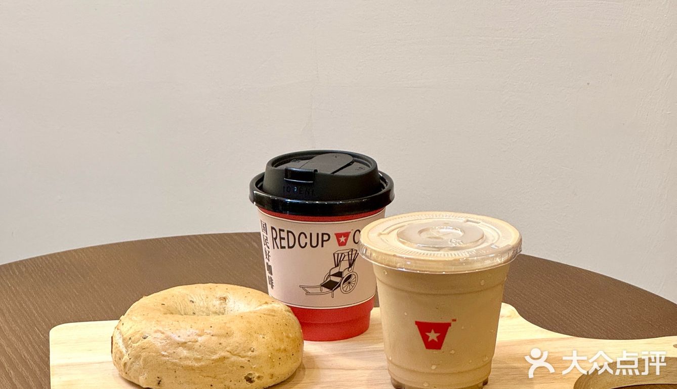 新国民咖啡店小红杯来袭～尊嘟好喝！！