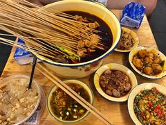 -拈签一笑黄牛肉辣卤串串