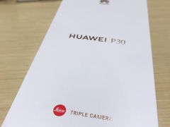 -华为授权体验店(中山公园来福士)