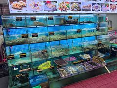 -覃记海鲜美食餐厅