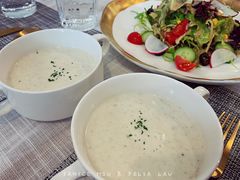 奶油蘑菇浓汤-LUCCA卢卡西班牙海鲜饭(远洋广场店)