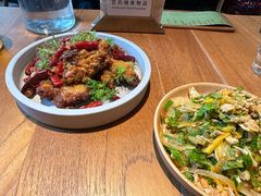 -SHAN山(前滩太古里店)