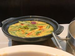 秋葵-肥仔文澳门猪骨煲(南京西路店)