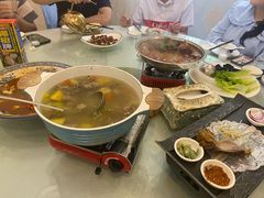 -马尔龙新疆饭店·清真(瑞景店)