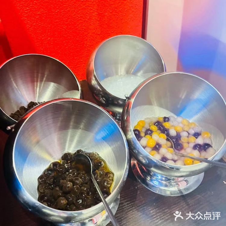 只要花两百多，居然就可以无限畅吃