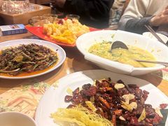 -月亮眼花园餐厅书吧酒吧