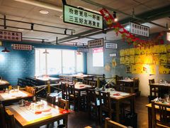 大堂-清真·老金烧烤(舜华南路店)
