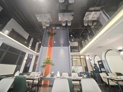 -何适山庄 ·可团建(水长城P2停车场店)