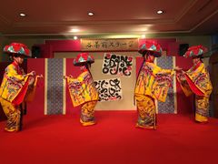 -Rizzan Sea Park Hotel Tancha Bay室内游泳池
