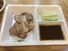 -李连贵熏肉大饼(金隅嘉品Mall店)