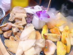 -一朵菌·野生菌探索家火锅(南亚店)