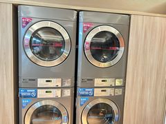 -桔子酒店(上海西藏北路地铁站店)