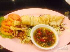 -J Daeng Seafood