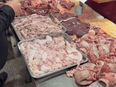 -标记美食新鲜猪杂(兴南大道店)
