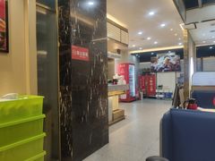 -靓虾二哥长沙地标小龙虾(五一广场店)