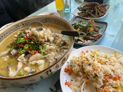 泡菜炒饭-良泉足疗