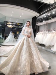 -艾米丽婚纱礼服