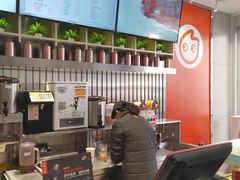 -CoCo都可(湖滨银泰店B区店)