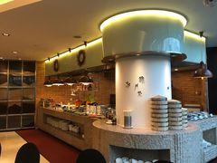 -亮马河饭店翠雅咖啡厅