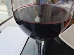 红葡萄酒-新鲜特色餐厅(香格里拉大酒店)