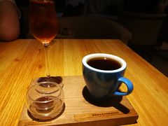 手冲精品咖啡-时光啡驭(江苏路店)