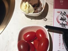 冰淇淋自助-哥老官重庆美蛙鱼头(西湖银泰十一哥店)