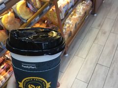 -全家便利店(上丰路店)