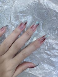 -灰姑娘美甲美睫馆