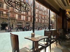 -上海和平饭店维克多咖啡厅 Victor's