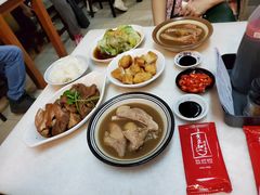 -黄亚细肉骨茶(仰光路店)
