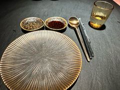 -蟹犇前•帝王蟹雪蟹(陆家嘴店)